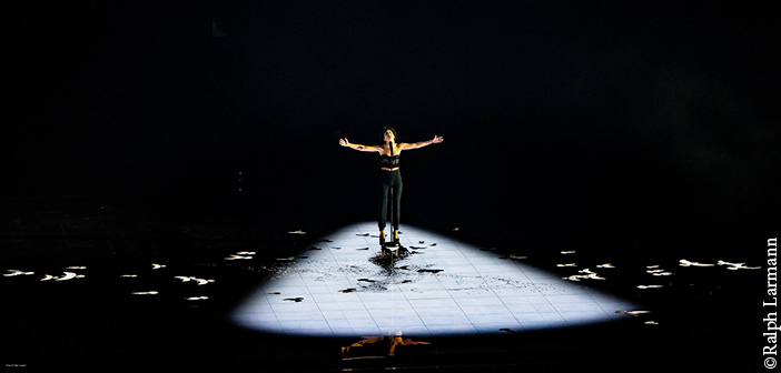 France’s song was staged with Huracan shutter cuts and a beautiful key light. Image: Ralph Larmann